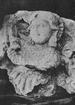 Secondary Deity playing a musical instrument (HADB 145)