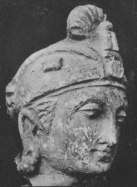 Figure in Stucco: Head of god Indra or a Bodhisattva, Tapa-i Kafarihā, Hadda