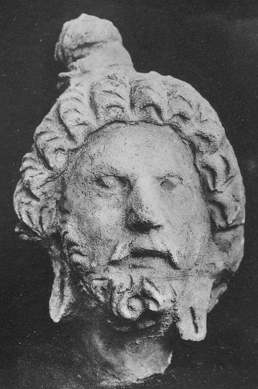 Figure in Stucco: Bust of Brahman, Tapa Kalān, Hadda