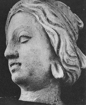 Figure in Stucco: Head of Bodhisattva, Tapa Kalān, Hadda