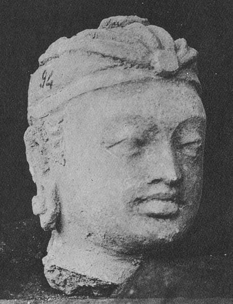 Figure in Stucco: Head of god Indra or a Bodhisattva, Tapa Kalān, Hadda