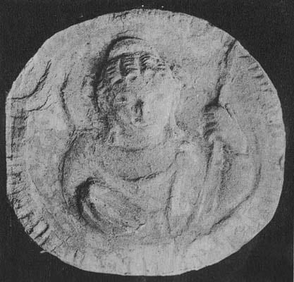 Medallion in Stucco: Deity with a spear, Tapa Kalān, Hadda